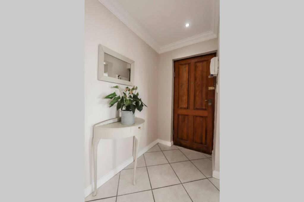 Oceanview Apartments The Look Out Jeffreys Bay Extérieur photo
