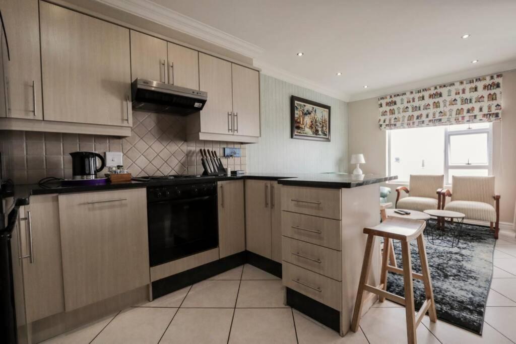 Oceanview Apartments The Look Out Jeffreys Bay Extérieur photo